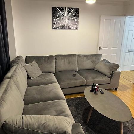 Luxury Apartments Дагенем Екстер'єр фото